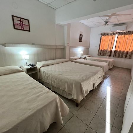 Hotel Confianza Corrientes Dış mekan fotoğraf