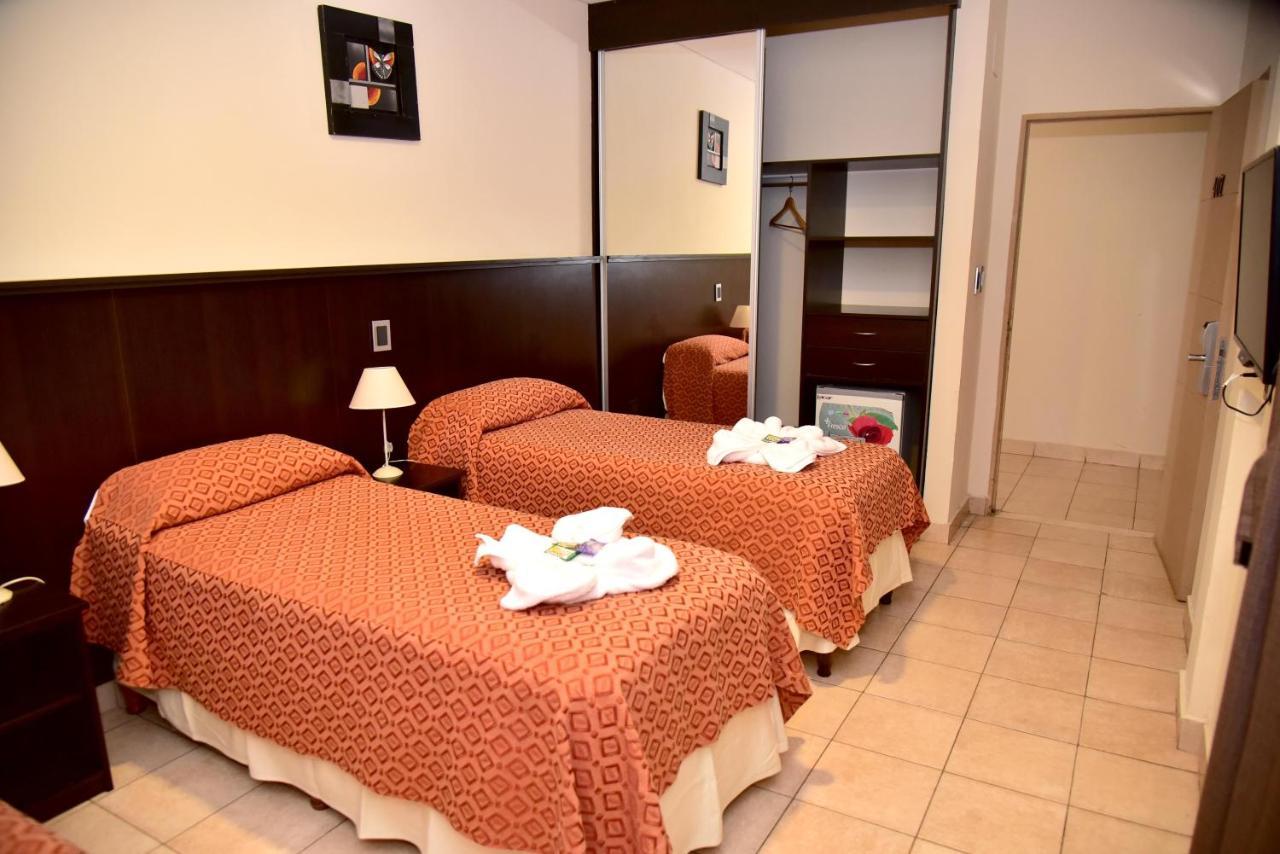 Hotel Confianza Corrientes Dış mekan fotoğraf